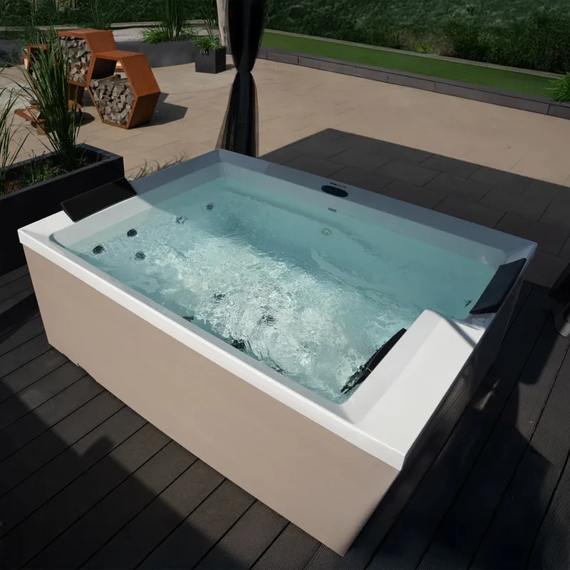 Outdoor Whirlpool NIMBUS DELUXE PURE 190 x 140 cm für 2 Personen.