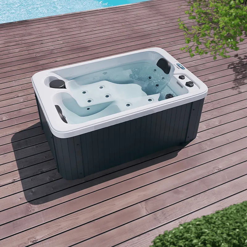 Outdoor Whirlpool HORIZON PURE - 175 x 115 cm für 2 Personen.